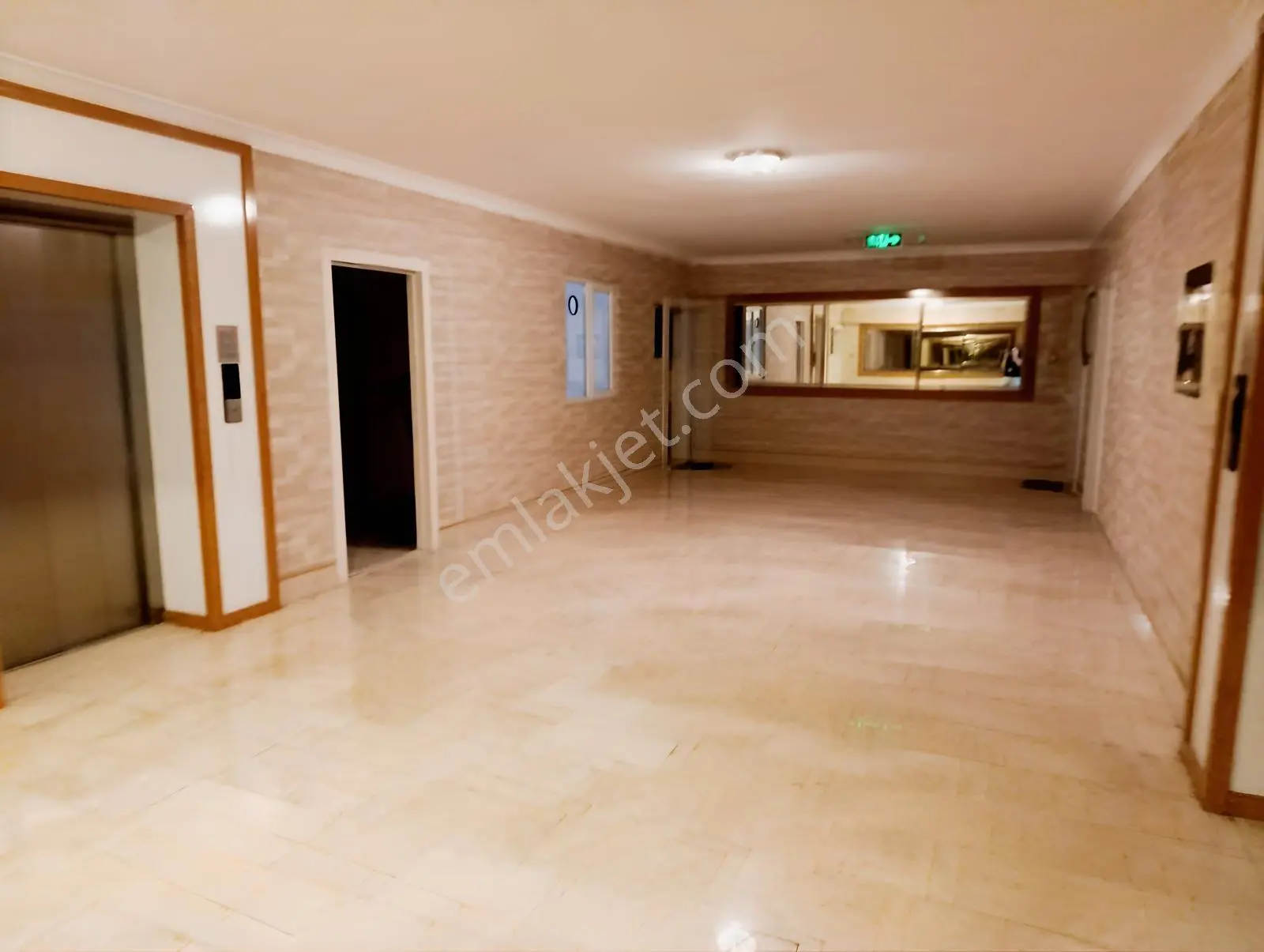 Turgut Özal Mahallesinde Merkezi Konumda 4+1 Daire — fotoğraf 4