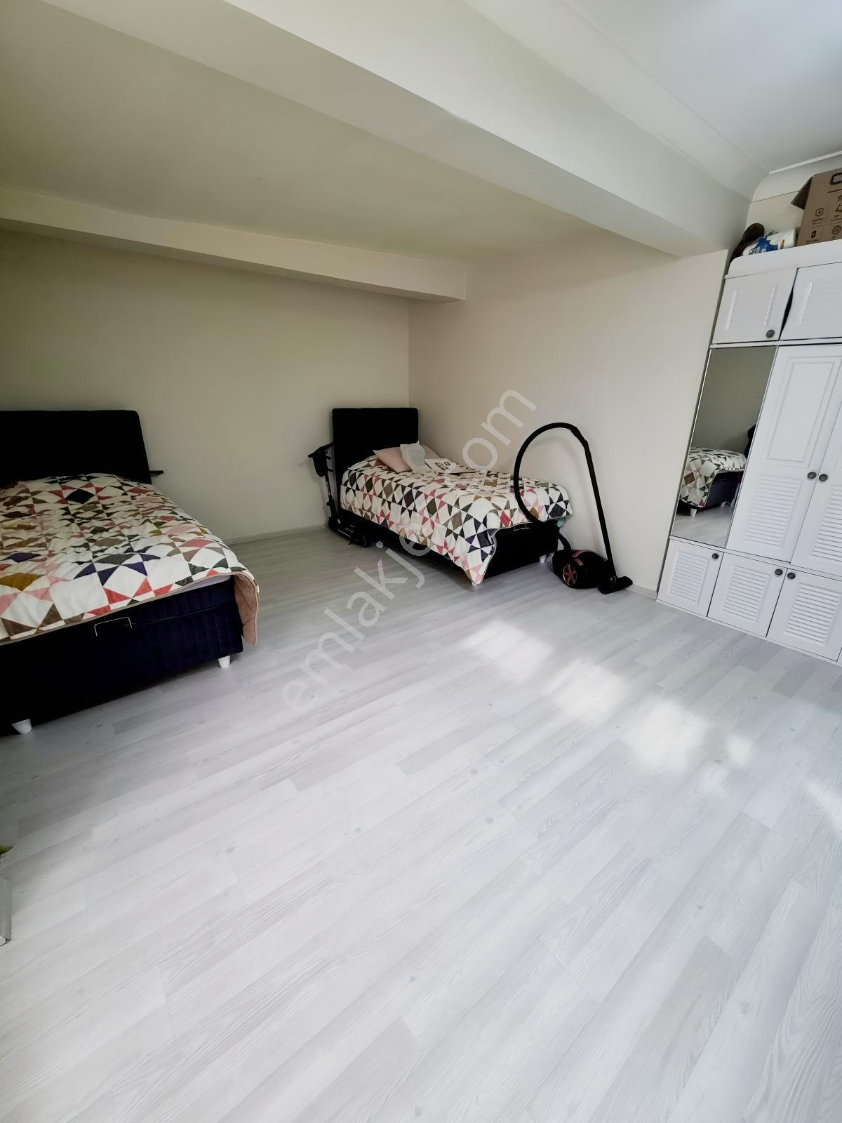 Gül Emlak'tan Altınköy Mevkii 140mt Net Kullanım Alanı İle 3+1 — fotoğraf 24
