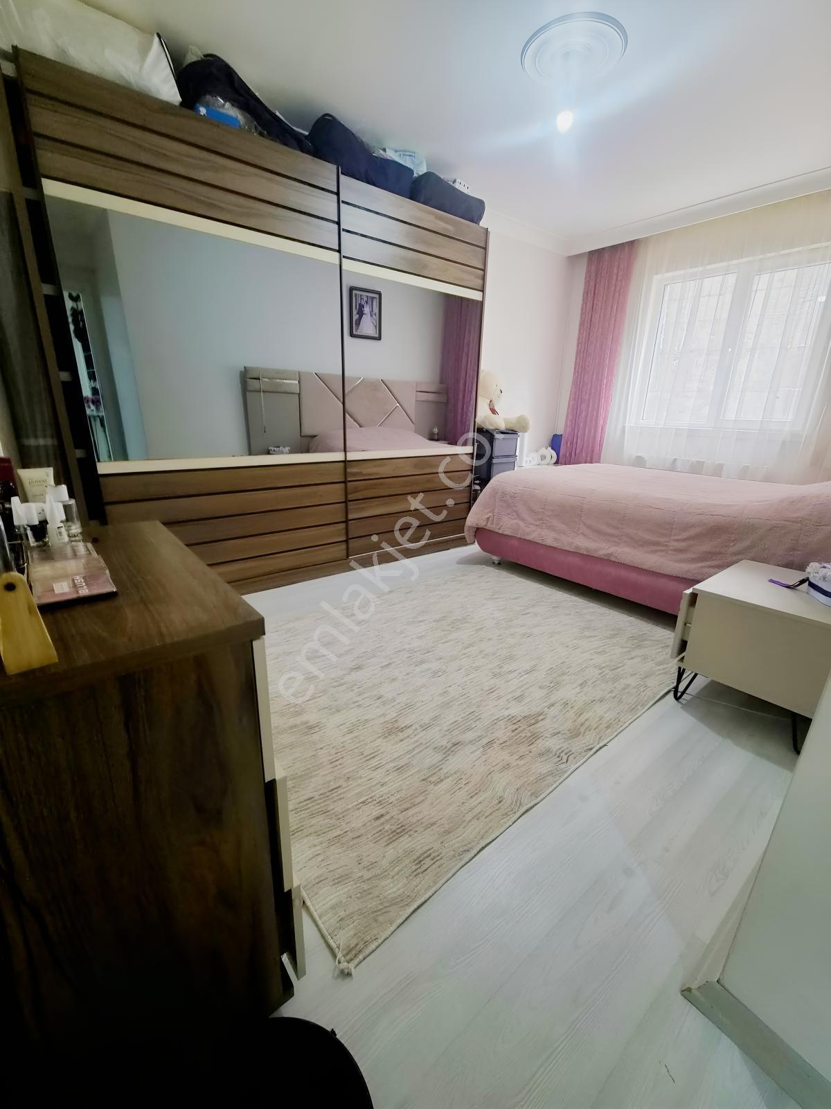 Gül Emlak'tan Altınköy Mevkii 140mt Net Kullanım Alanı İle 3+1 — fotoğraf 33