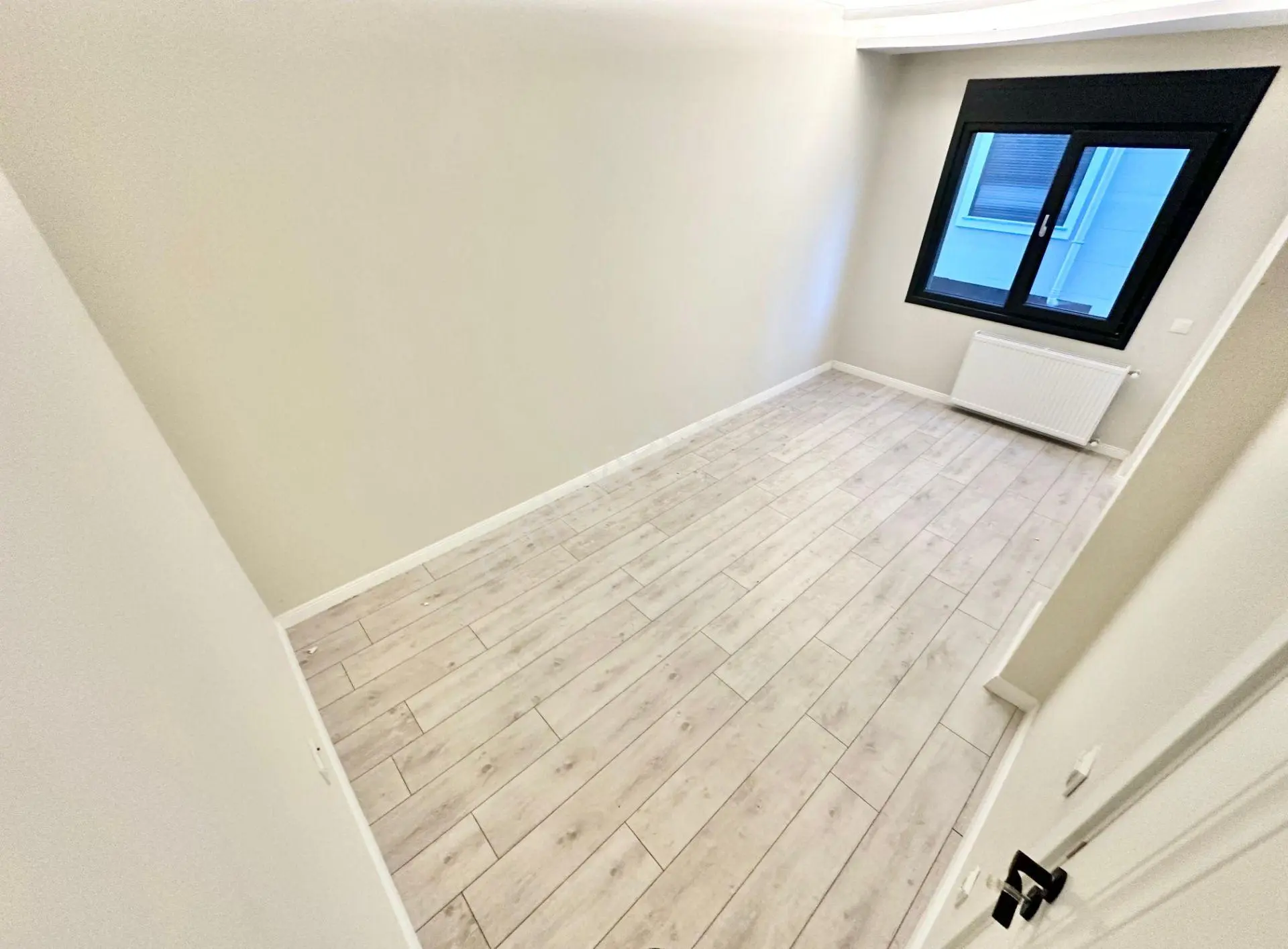 ꧁ay Emlaktan꧂akçay'da Ayrı Mutfak Denize Sadece 150 Metre Kapalı Balkonlu Satılık 2+1 Daire — fotoğraf 23
