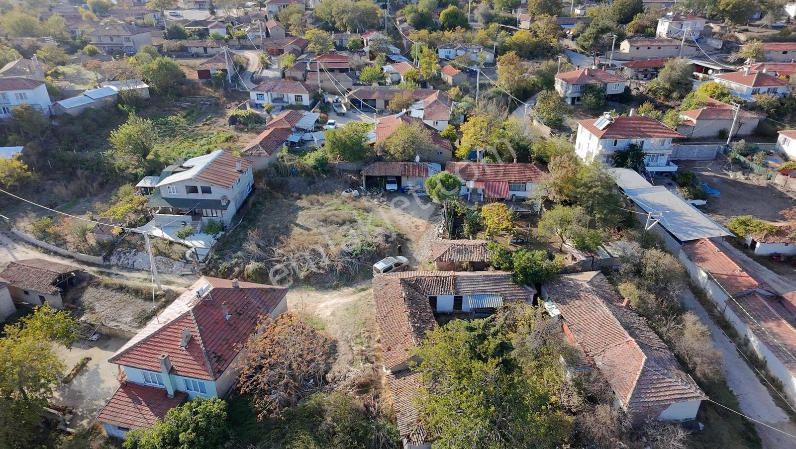 Ürünlü Köyünde 1.271 M² Arsa İçinde Satılık Müstakil Ev — fotoğraf 12