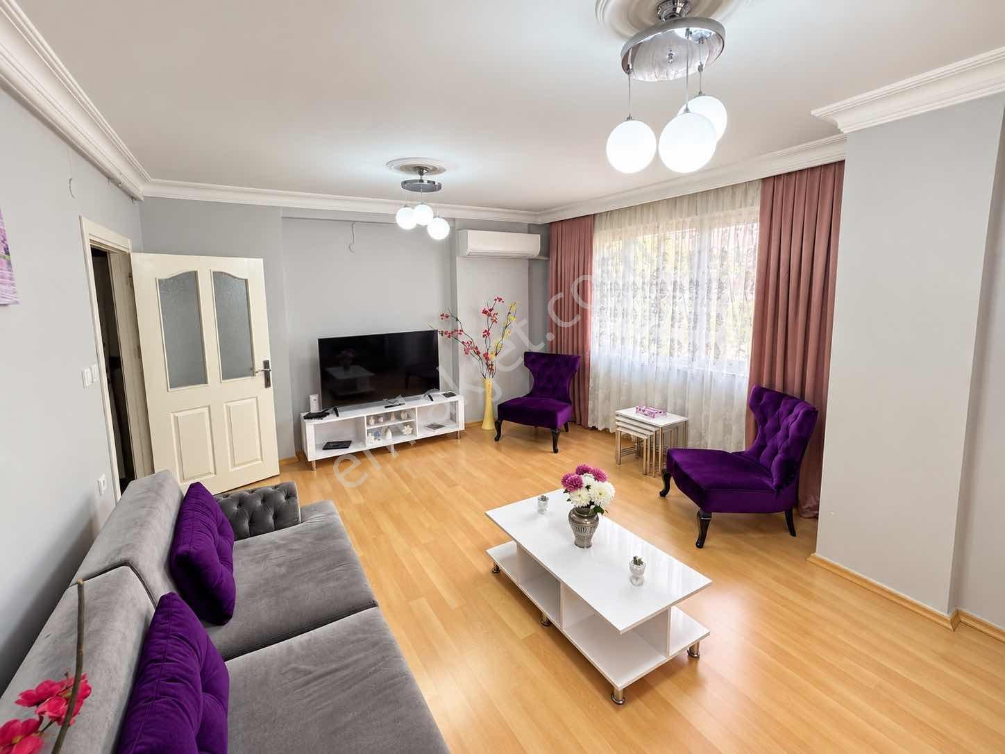 İz Den 3+1 Kapalı Mutfak Huzurevlerinde Daire — fotoğraf 2