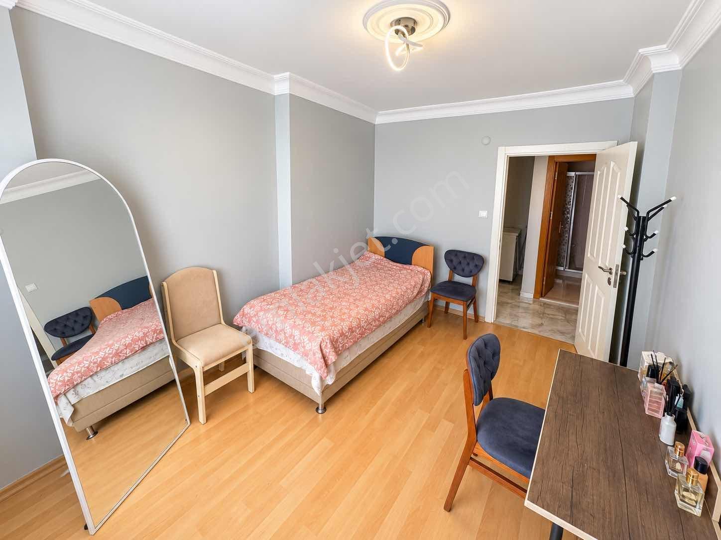 İz Den 3+1 Kapalı Mutfak Huzurevlerinde Daire — fotoğraf 7