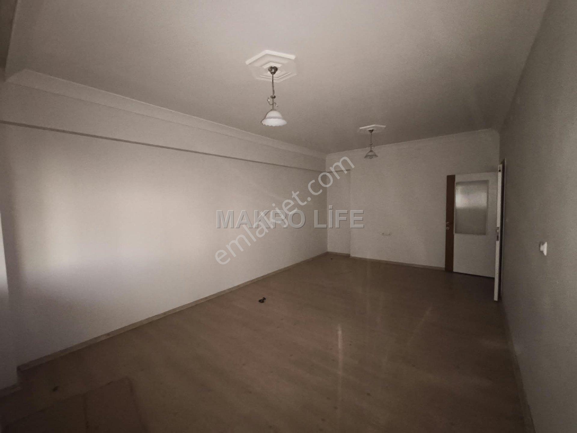 Talaytepe'de 4+1 Ara Kat Satılık Daire — fotoğraf 8