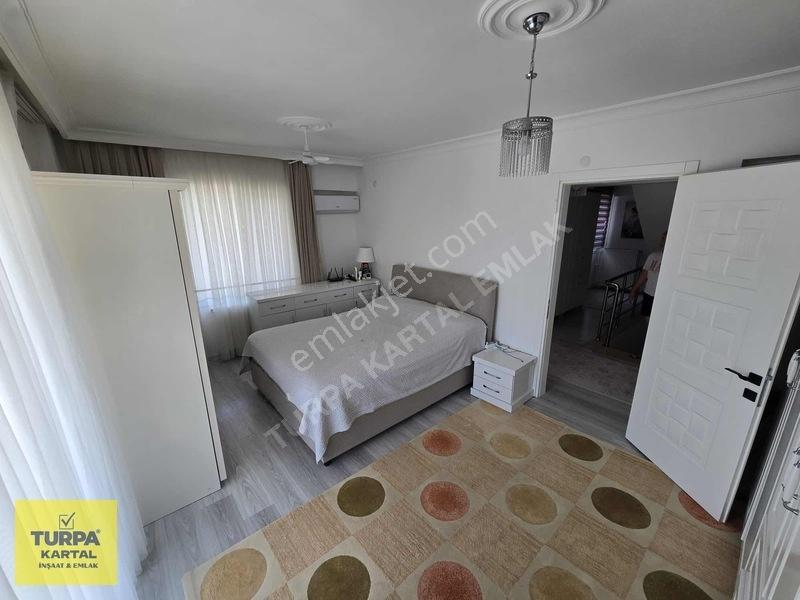 Denıze Çok Yakın 4+1 Ayrı Mutfak 303 M2 Üzerine Müstakil Villa — fotoğraf 24