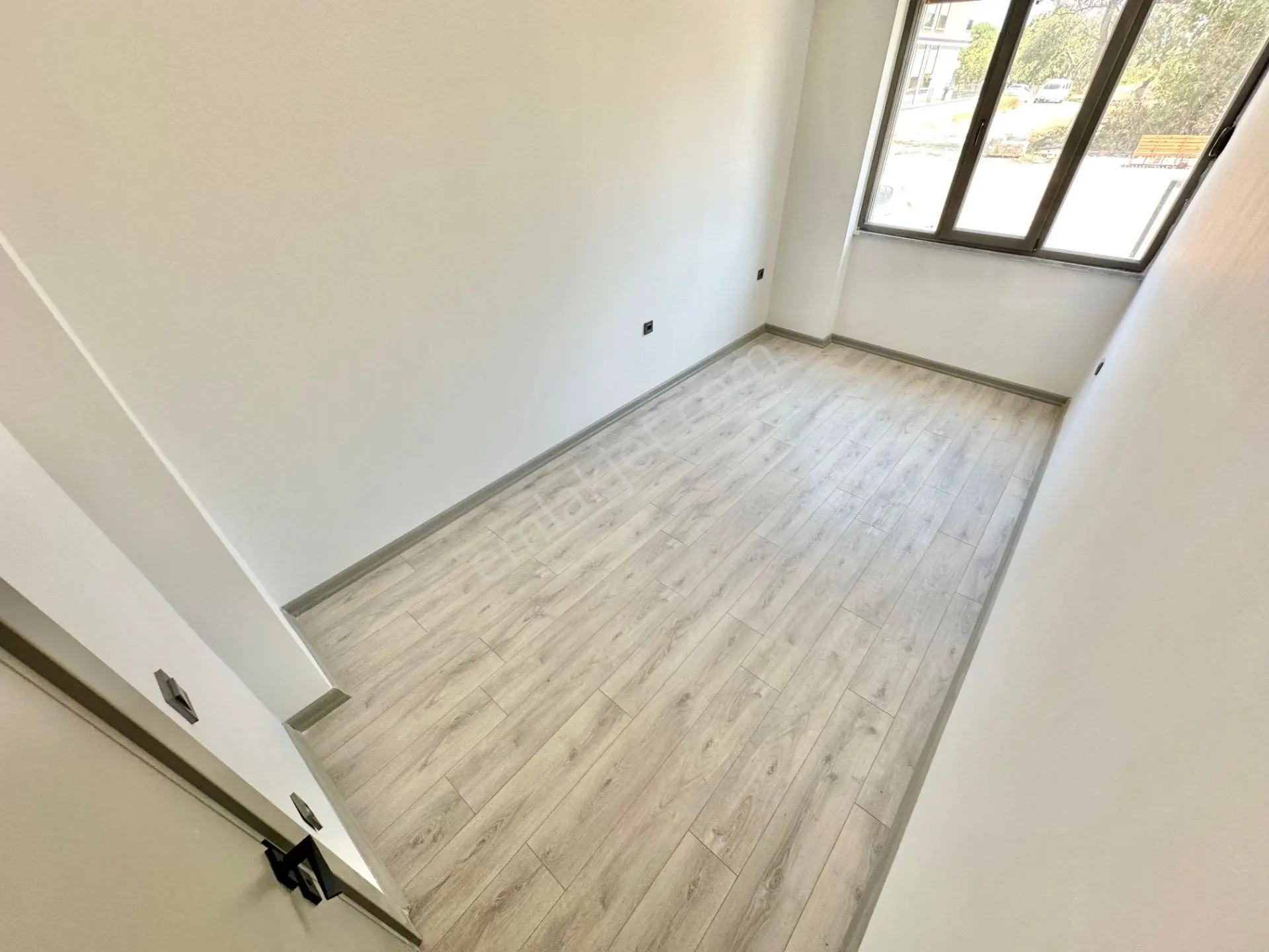 ꧁ay Emlak'tan꧂akçayda Müstakil Tadında Ön Cephe Ebeveyn Banyolu Satılık 2+1 Ultra Lüks Daire — fotoğraf 19