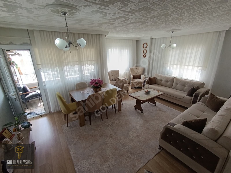 Bergama Merkez Maltepe Mah.c.tesi Pazarı İçi Satılık 5+1 Dubleks — fotoğraf 11