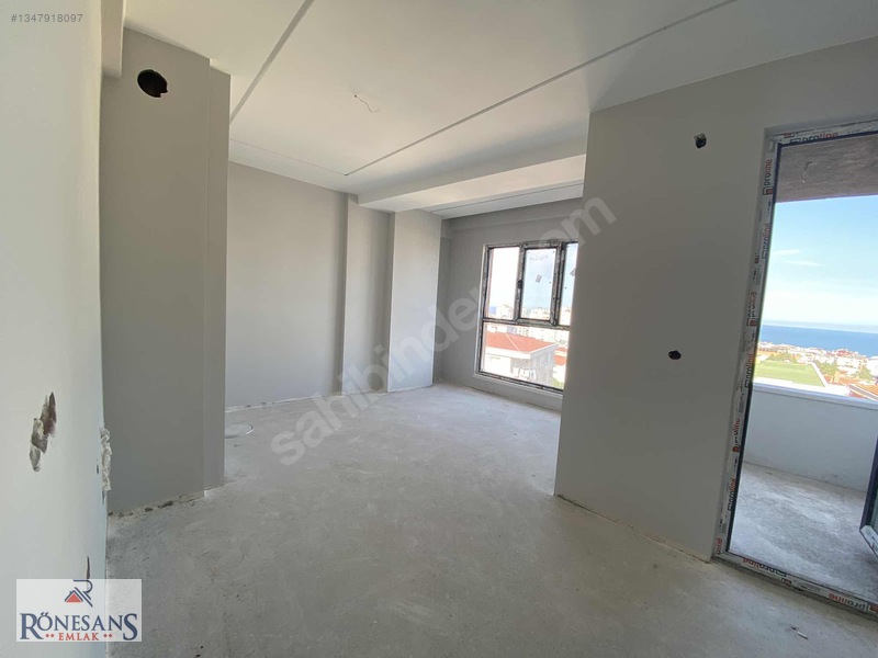Rönesans Emlaktan Satılık 1+1 Daire — fotoğraf 2