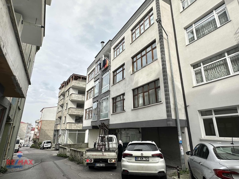 1 Nolu Erdoğdu Mahallesinde Satılık 3+1 Fırsat Daire — fotoğraf 3