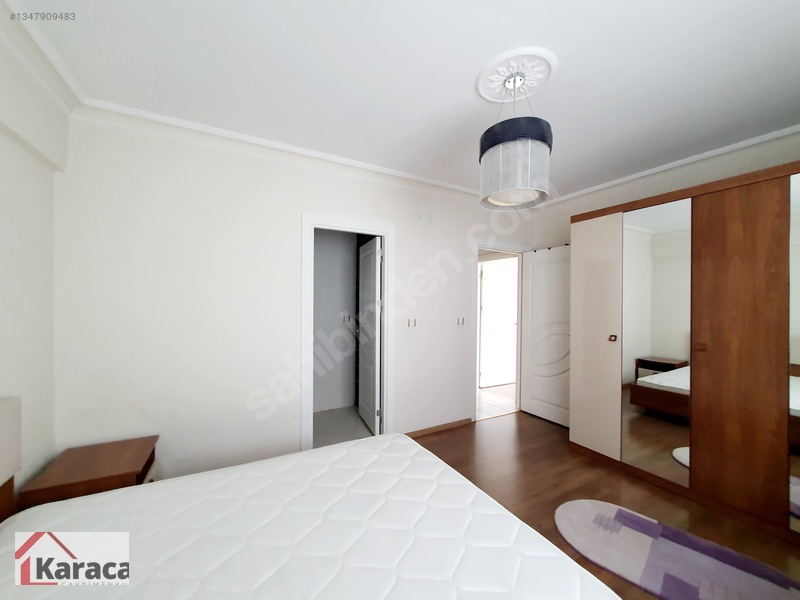 Karaca'dan Eryaman Da Temiz Mobilyalı 3+1 135 M2 Kiralık Daire — fotoğraf 9