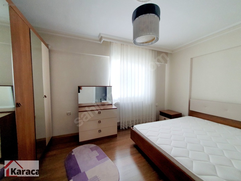 Karaca'dan Eryaman Da Temiz Mobilyalı 3+1 135 M2 Kiralık Daire — fotoğraf 11