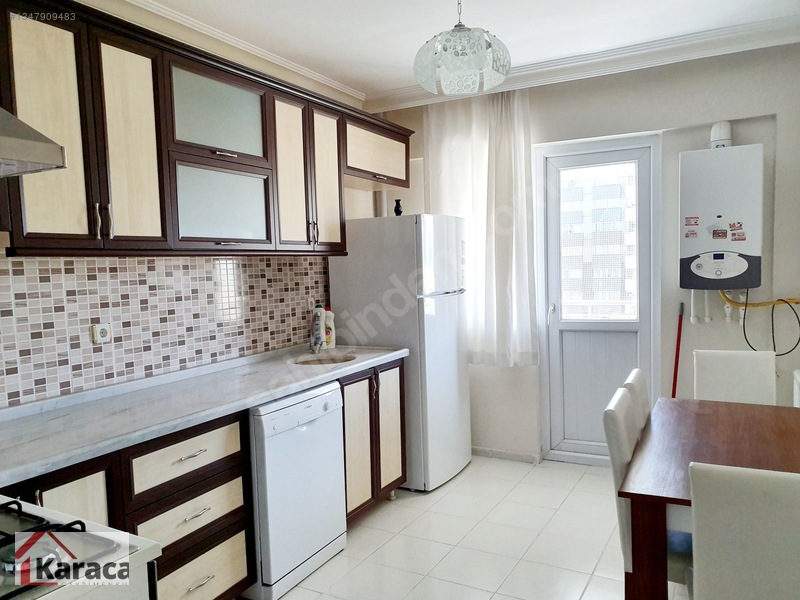 Karaca'dan Eryaman Da Temiz Mobilyalı 3+1 135 M2 Kiralık Daire — fotoğraf 16