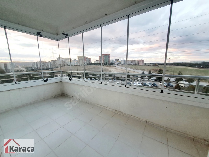Karaca'dan Eryaman Da Temiz Mobilyalı 3+1 135 M2 Kiralık Daire — fotoğraf 19