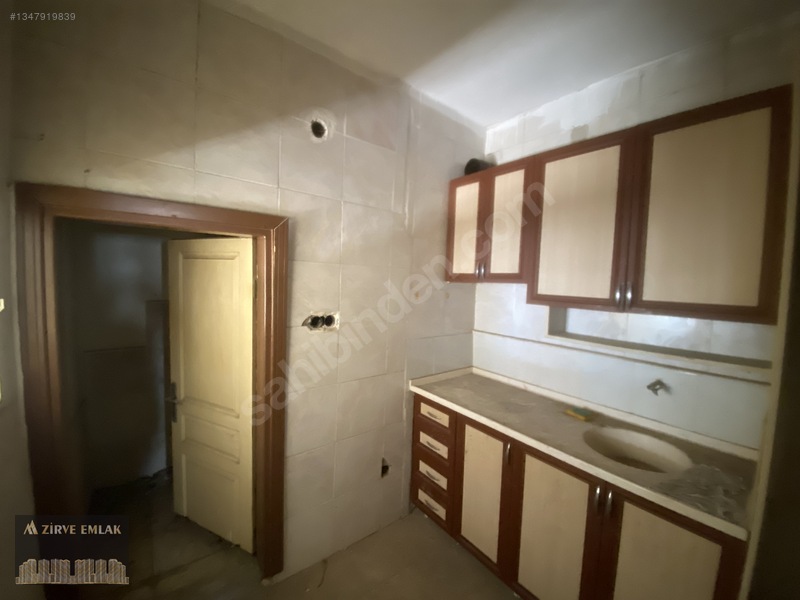 Zirve'den Maltepe Caddesi'nde 2 Katlı Satılık 87 M2 Müstakil Ev — fotoğraf 6