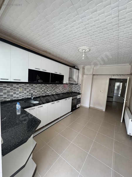 Sefa Akgönül'den Bağcılarda Cadde Üzeri Lüks Kiralık Daire — fotoğraf 2