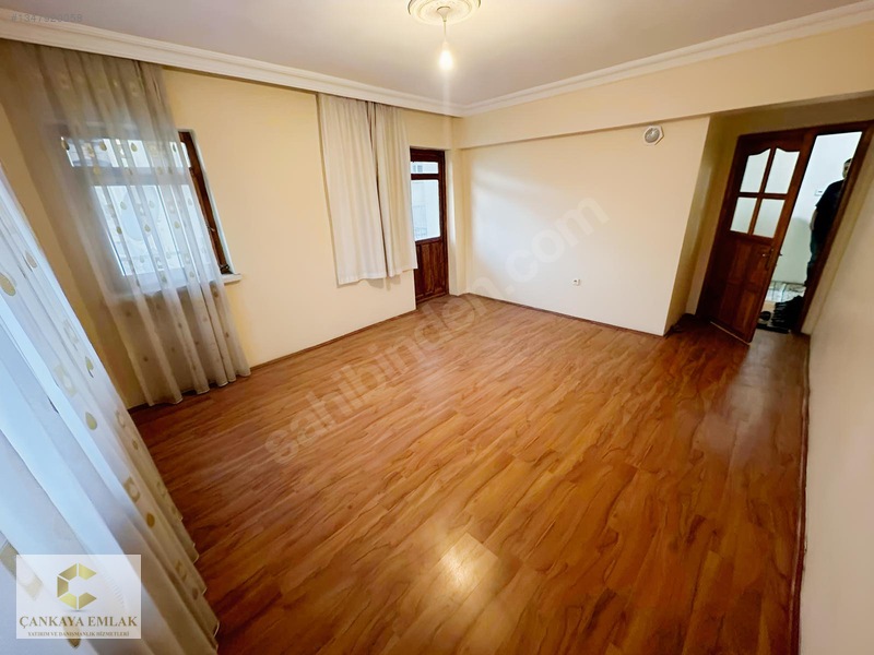 Çankaya Emlak'tan Sarayda 3+1 İskanlı 1.katta — fotoğraf 18