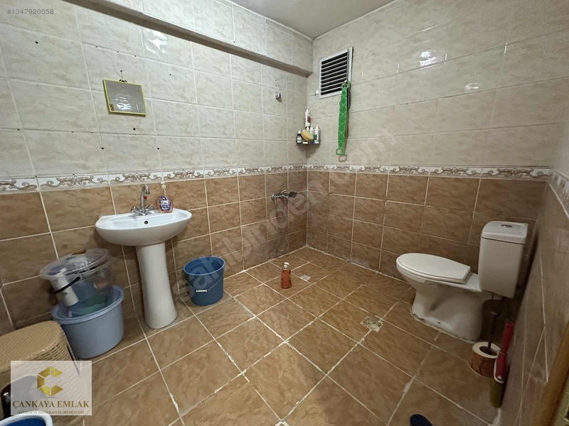 Çankaya Emlak'tan Sarayda 3+1 İskanlı 1.katta — fotoğraf 23