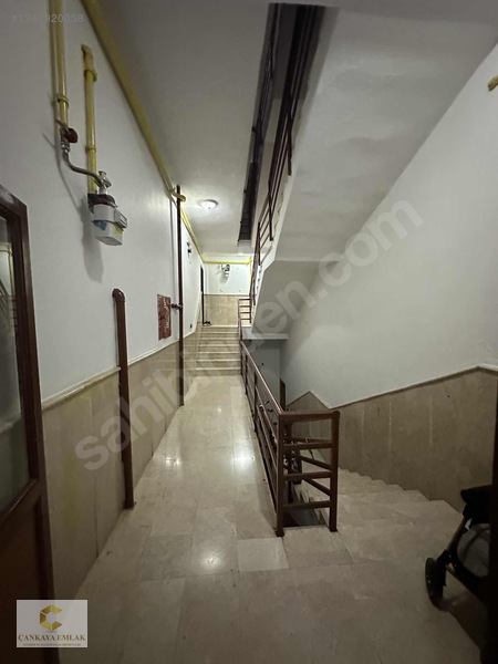 Çankaya Emlak'tan Sarayda 3+1 İskanlı 1.katta — fotoğraf 30