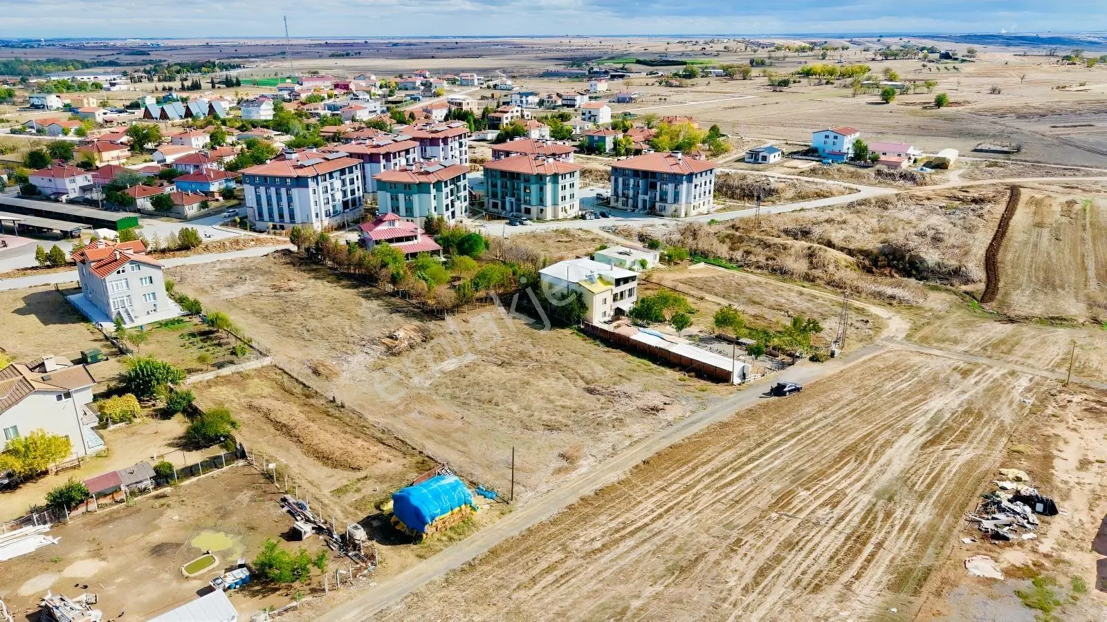 Babaeski Büyük Mandıra Toki Yanı 700 M2 Arsa — fotoğraf 3