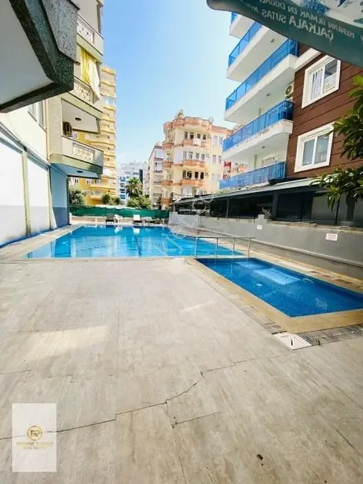 Alanya Mahmutlarda Denize 200 Metre Satılık 1+1 — fotoğraf 2