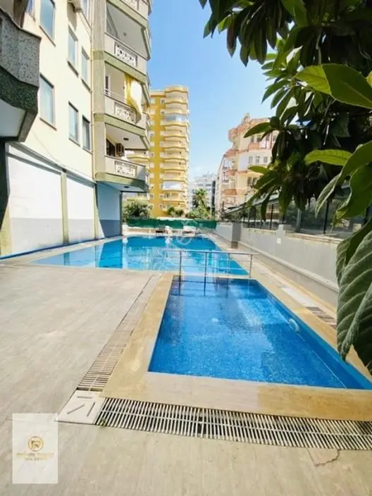 Alanya Mahmutlarda Denize 200 Metre Satılık 1+1 — fotoğraf 3