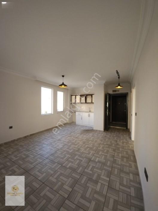 Alanya Mahmutlarda Denize 200 Metre Satılık 1+1 — fotoğraf 15