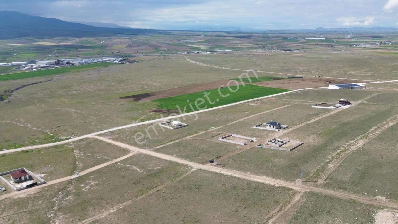 Saray Emlak'tan Satılık Niğde Aktaş Devlet'te 590 Metrekare Arsa — fotoğraf 8
