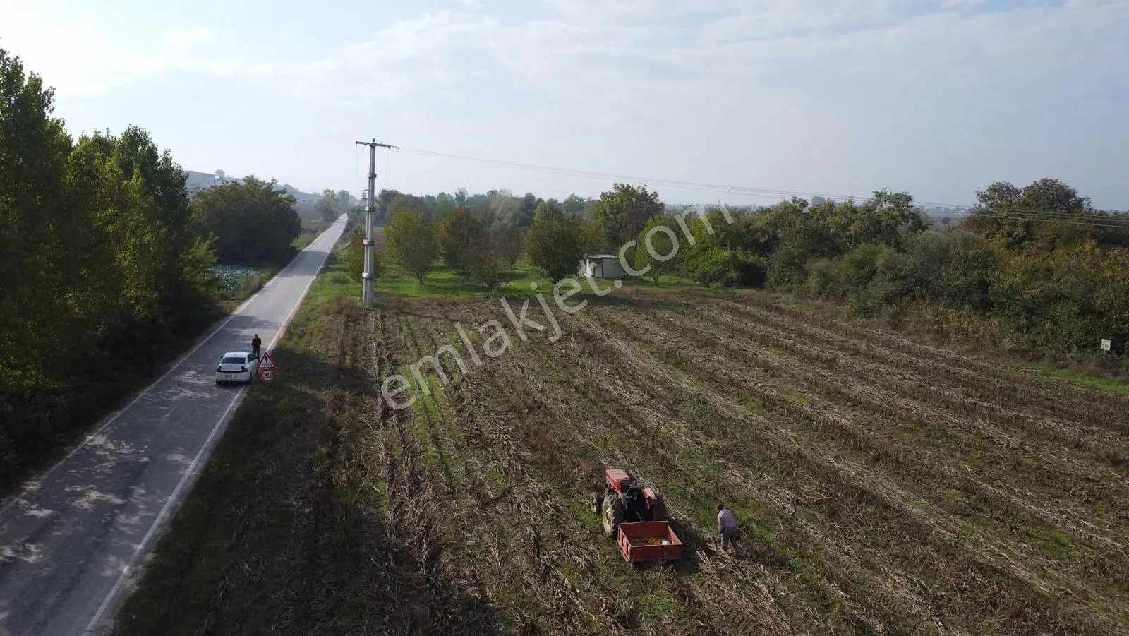 Emre Çevik'den Yenişehir Söylemiş Asfalt Yola Cephe Tarla 1539m2 — fotoğraf 5