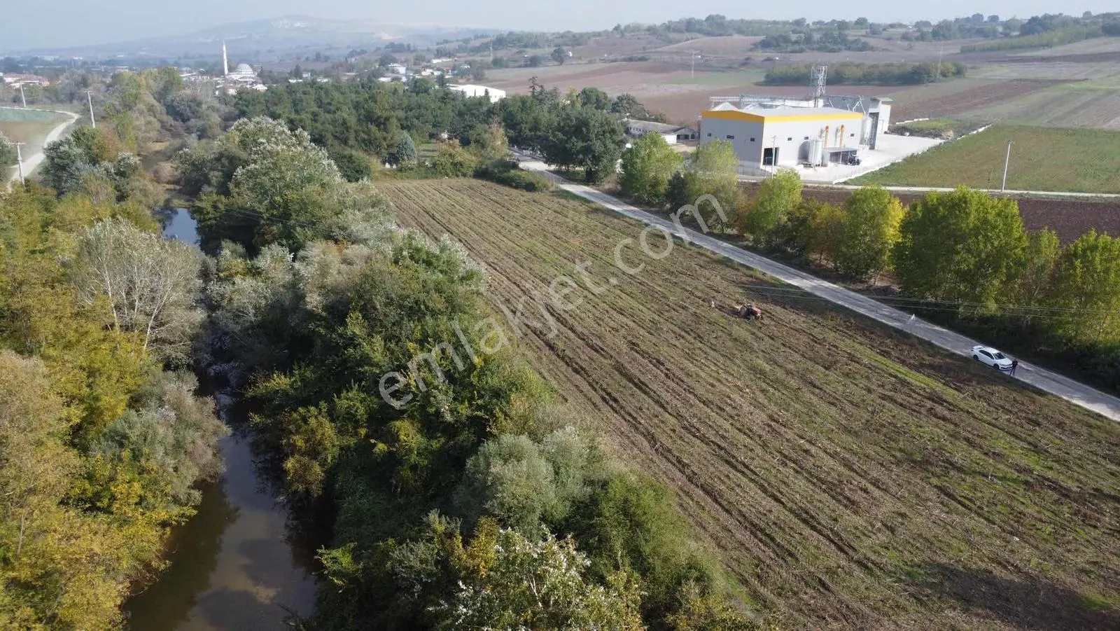 Emre Çevik'den Yenişehir Söylemiş Asfalt Yola Cephe Tarla 1539m2 — fotoğraf 10