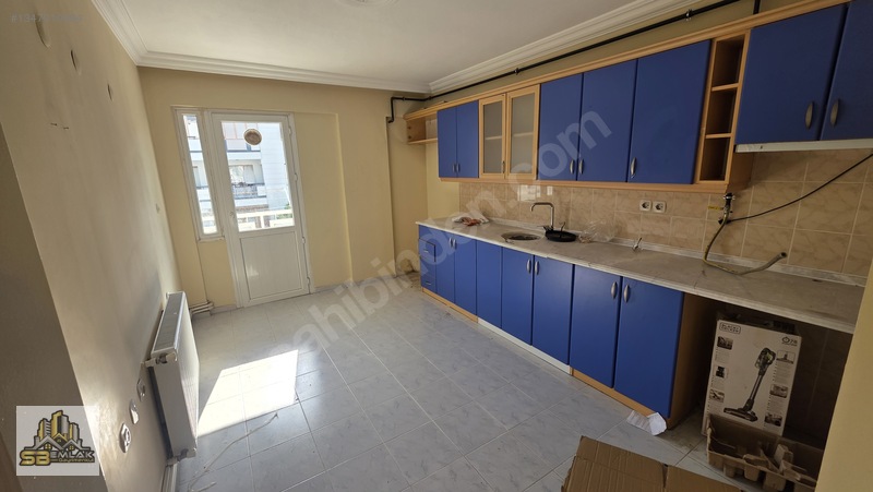 İzmir Tire Sb Emlak'tan İbnimelek Mahallesi Satılık 3+1 Daire — fotoğraf 2