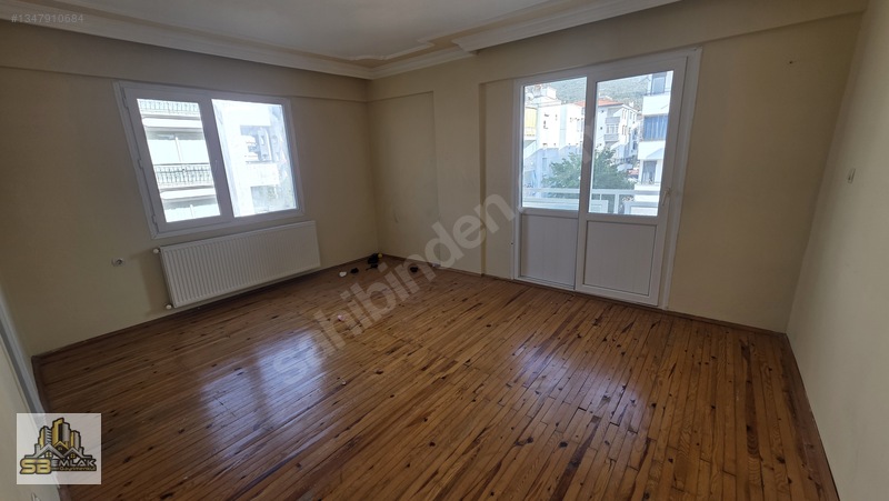 İzmir Tire Sb Emlak'tan İbnimelek Mahallesi Satılık 3+1 Daire — fotoğraf 9