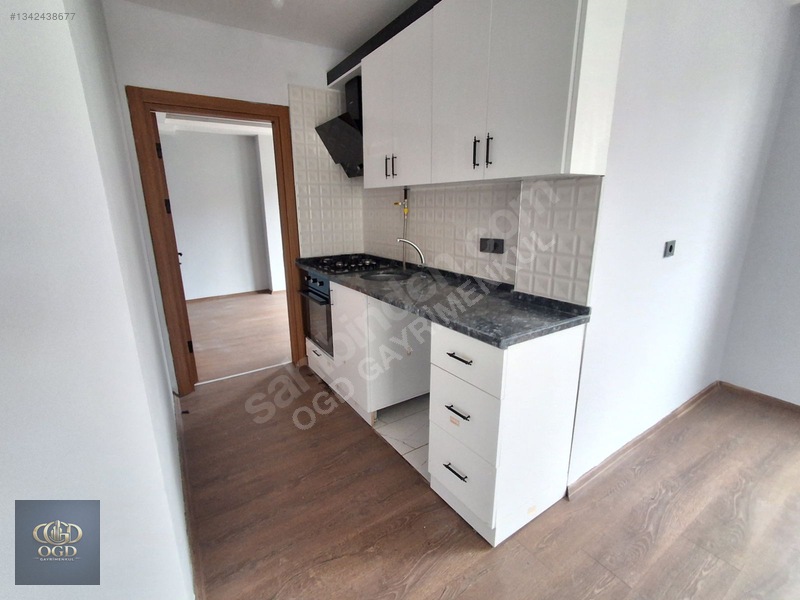Esenevlerde Kiralık 1+1 Daire — fotoğraf 9