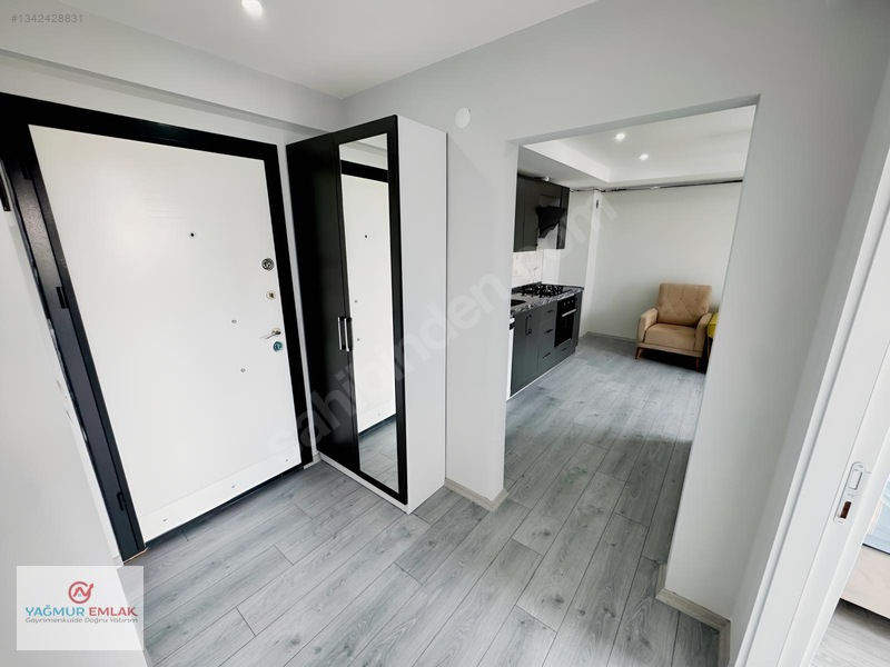 Canik Hasköy'de Cadde Üstü Full Eşyalı 2+0 Kiralık Daire — fotoğraf 2