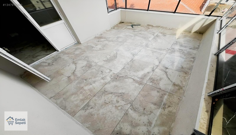 Saraykent'te 2+1 Teras Balkonlu Ara Katta Ebeveyn Banyolu Full — fotoğraf 8