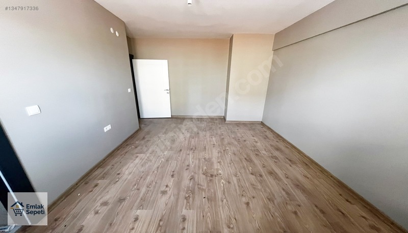 Saraykent'te 2+1 Teras Balkonlu Ara Katta Ebeveyn Banyolu Full — fotoğraf 33