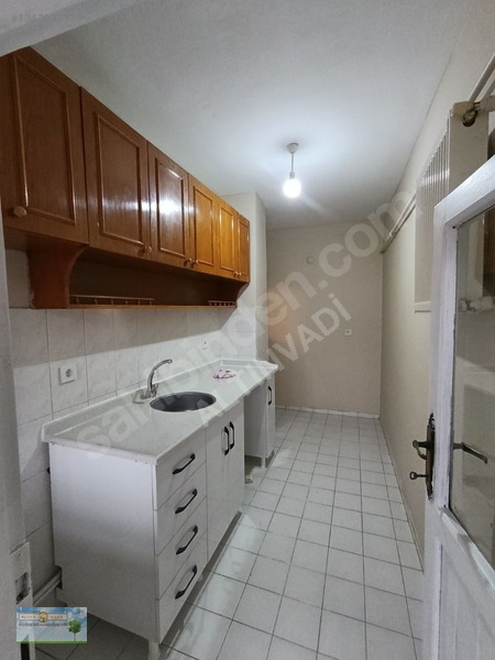 Altınvadiden Yeşilova Mah. Kiralık Daire. — fotoğraf 9