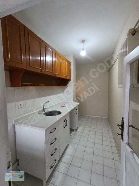 Altınvadiden Yeşilova Mah. Kiralık Daire. — fotoğraf 11