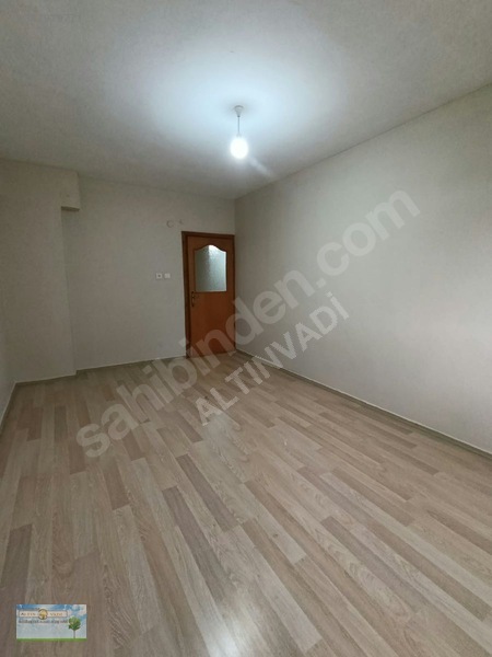 Altınvadiden Yeşilova Mah. Kiralık Daire. — fotoğraf 27