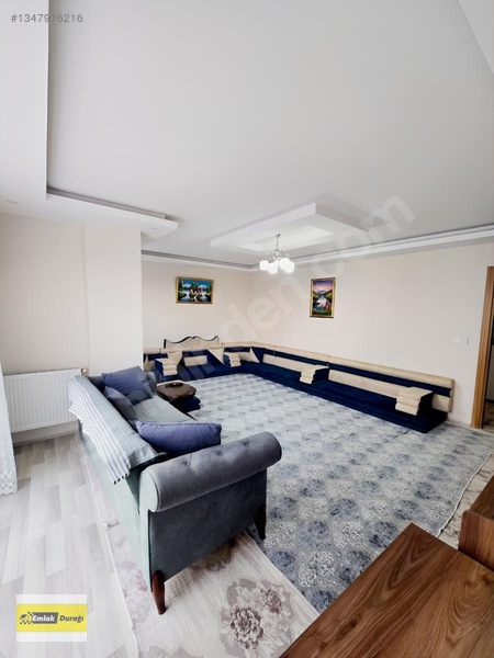 Emlak Durağından &iskanlı &geniş Oturumlu &teraslı&daire — fotoğraf 2