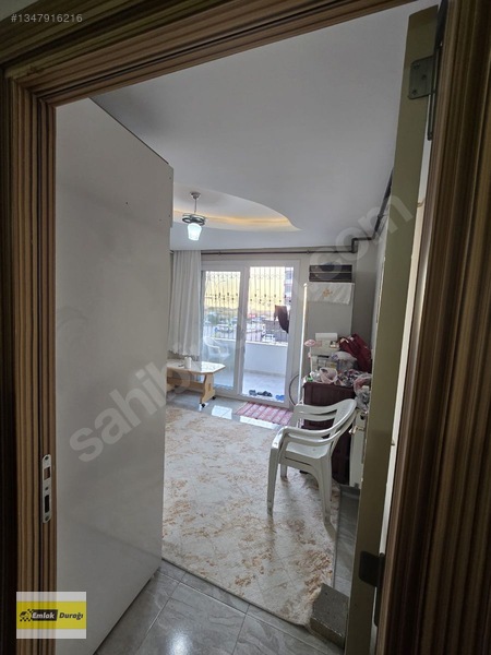 Emlak Durağından &iskanlı &geniş Oturumlu &teraslı&daire — fotoğraf 9