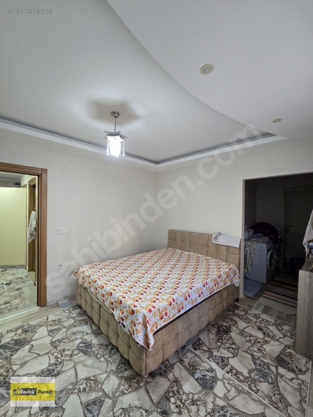 Emlak Durağından &iskanlı &geniş Oturumlu &teraslı&daire — fotoğraf 11