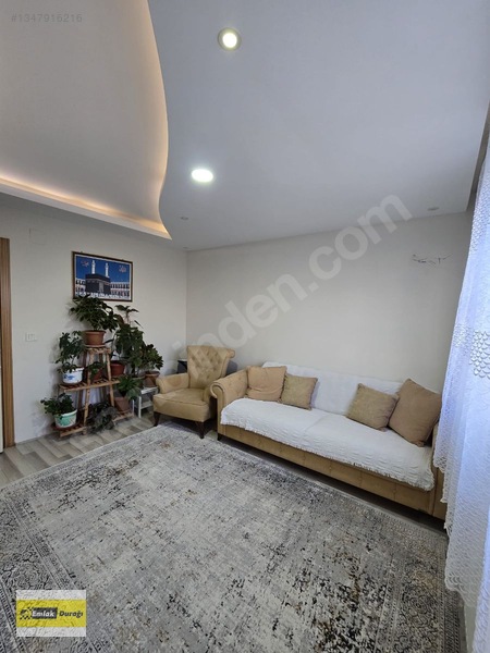 Emlak Durağından &iskanlı &geniş Oturumlu &teraslı&daire — fotoğraf 17