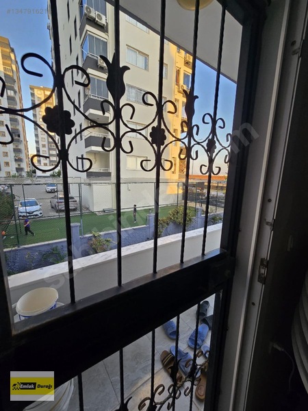Emlak Durağından &iskanlı &geniş Oturumlu &teraslı&daire — fotoğraf 23