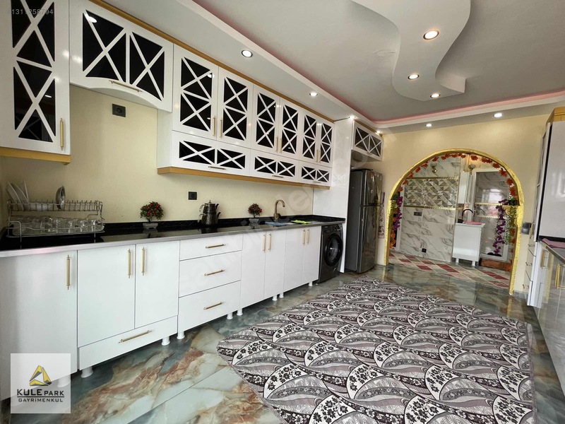 Villa~Tadında~Lüx~Yapı~2+1~K.Mutfak~Geniş~Oturum~Kaçmaz~Müstakil