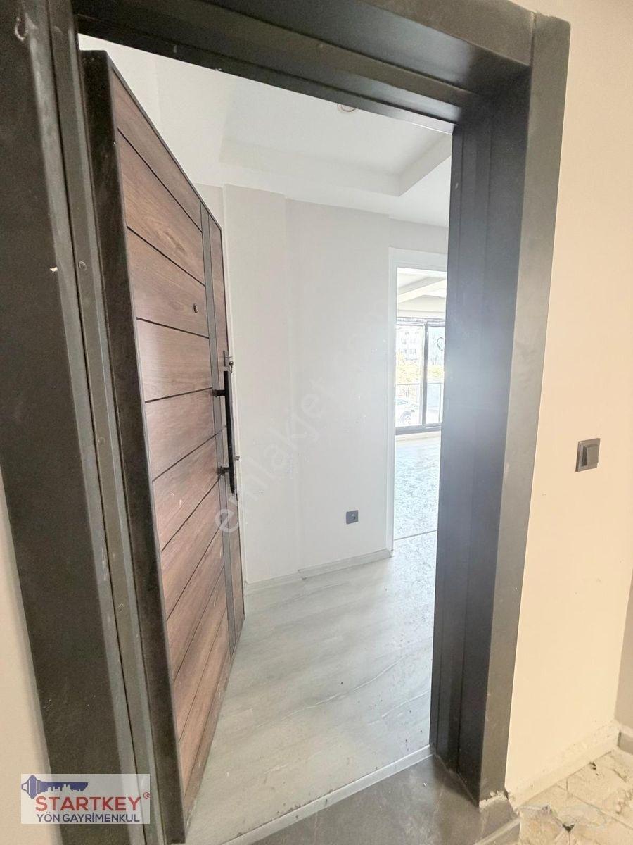 Kuvai Milliye De Edremit Cad. Yakını Sıfır 2+1 Daire — fotoğraf 2