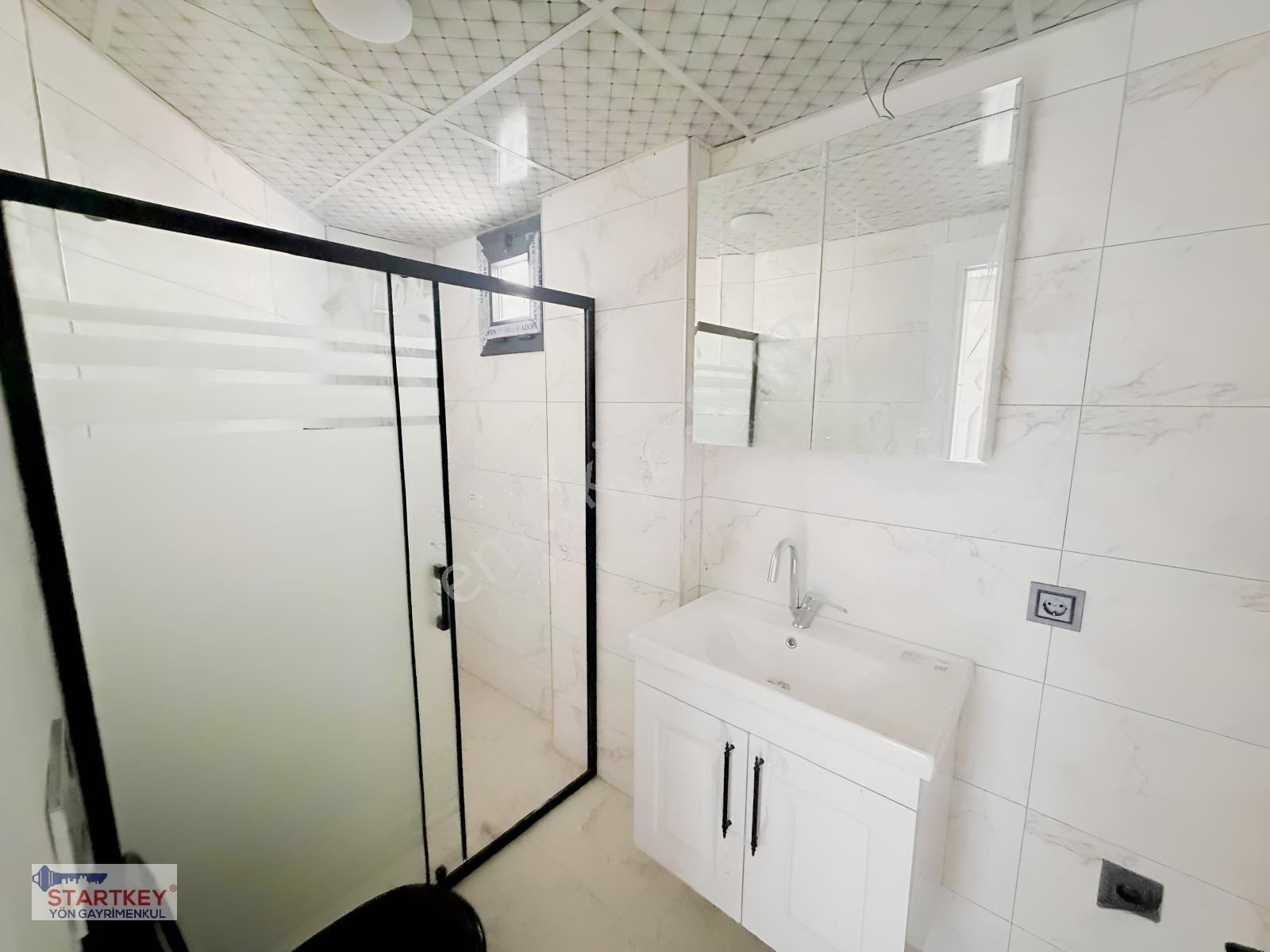 Kuvai Milliye De Edremit Cad. Yakını Sıfır 2+1 Daire — fotoğraf 7