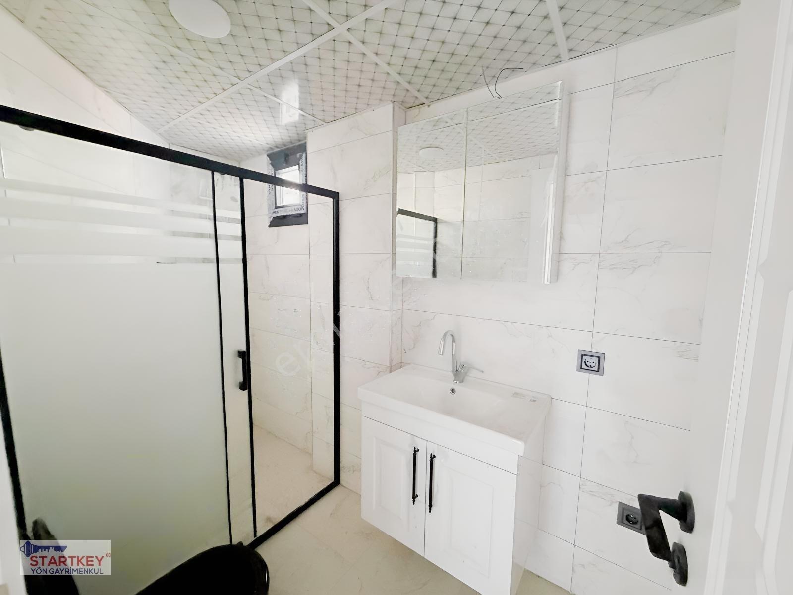 Kuvai Milliye De Edremit Cad. Yakını Sıfır 2+1 Daire — fotoğraf 8