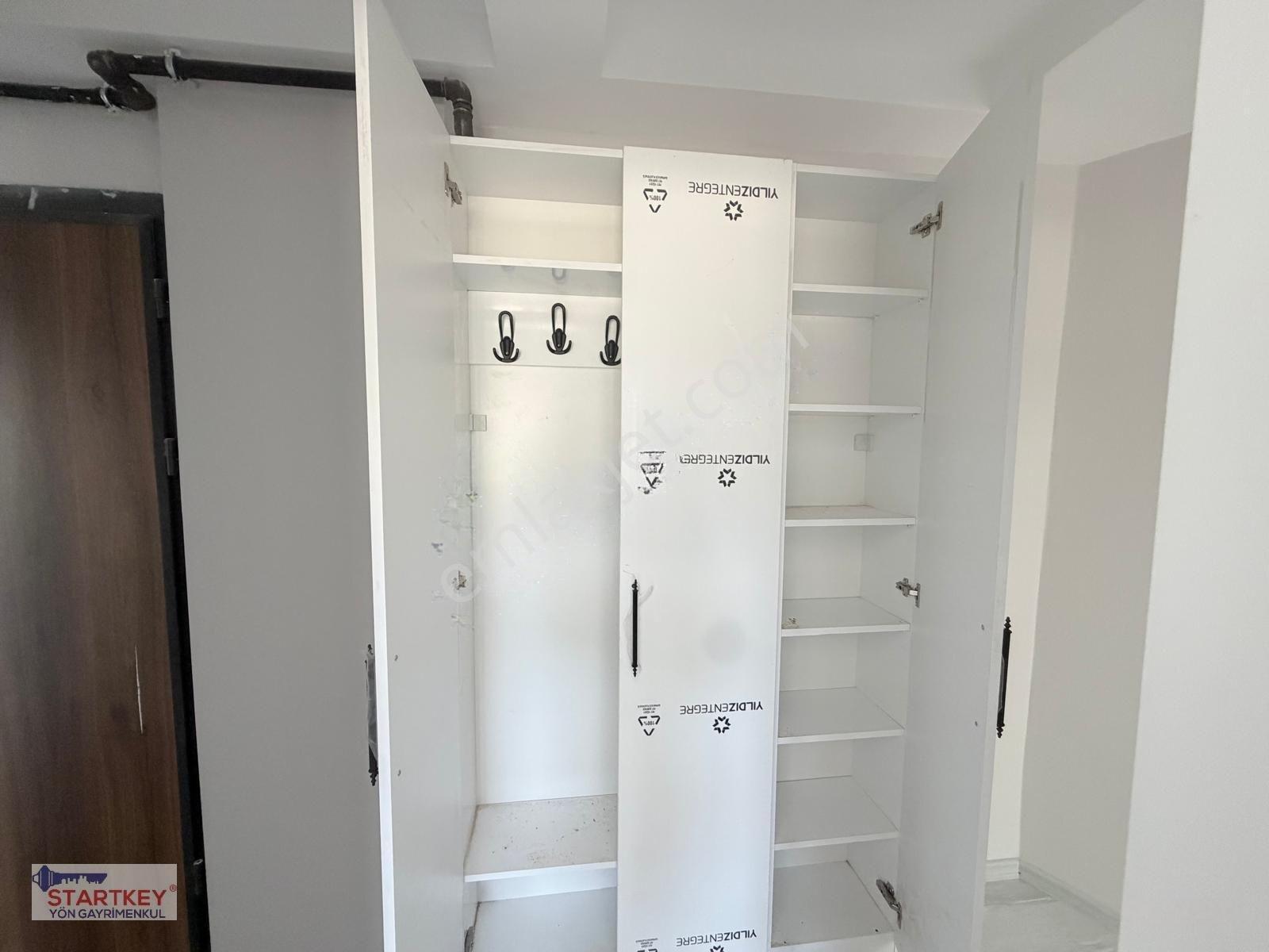 Kuvai Milliye De Edremit Cad. Yakını Sıfır 2+1 Daire — fotoğraf 19