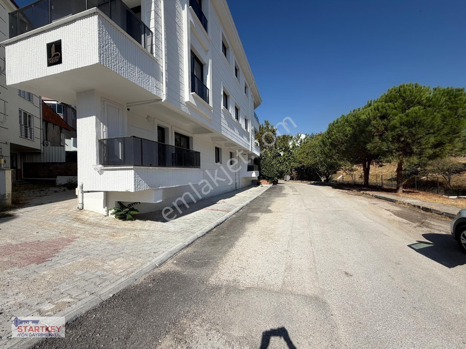 Kuvai Milliye De Edremit Cad. Yakını Sıfır 2+1 Daire — fotoğraf 21