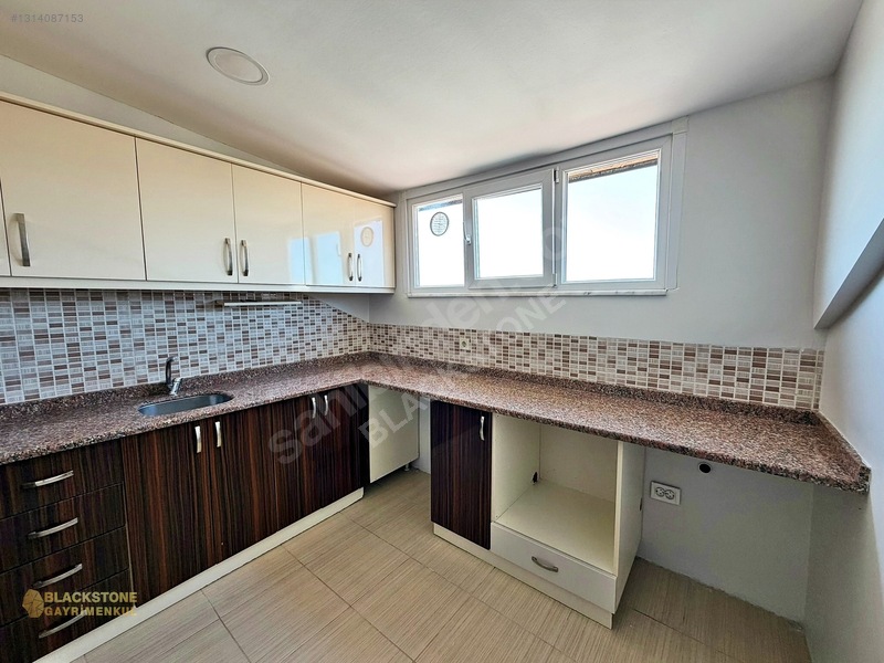 Blackstone'dan Kiralık 2+1 Cadde Üzeri Kiralık Daire — fotoğraf 22